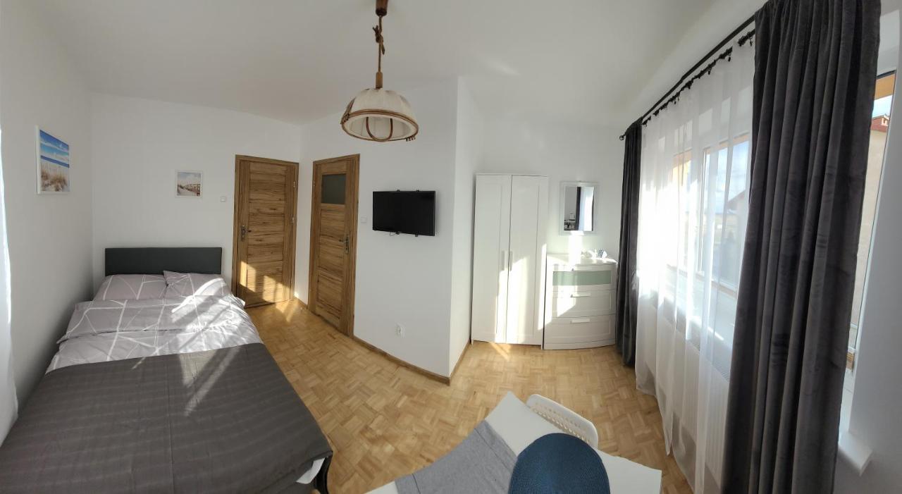 Apartamenty I Pokoje Goscinne Zosia Darłówko Exterior foto