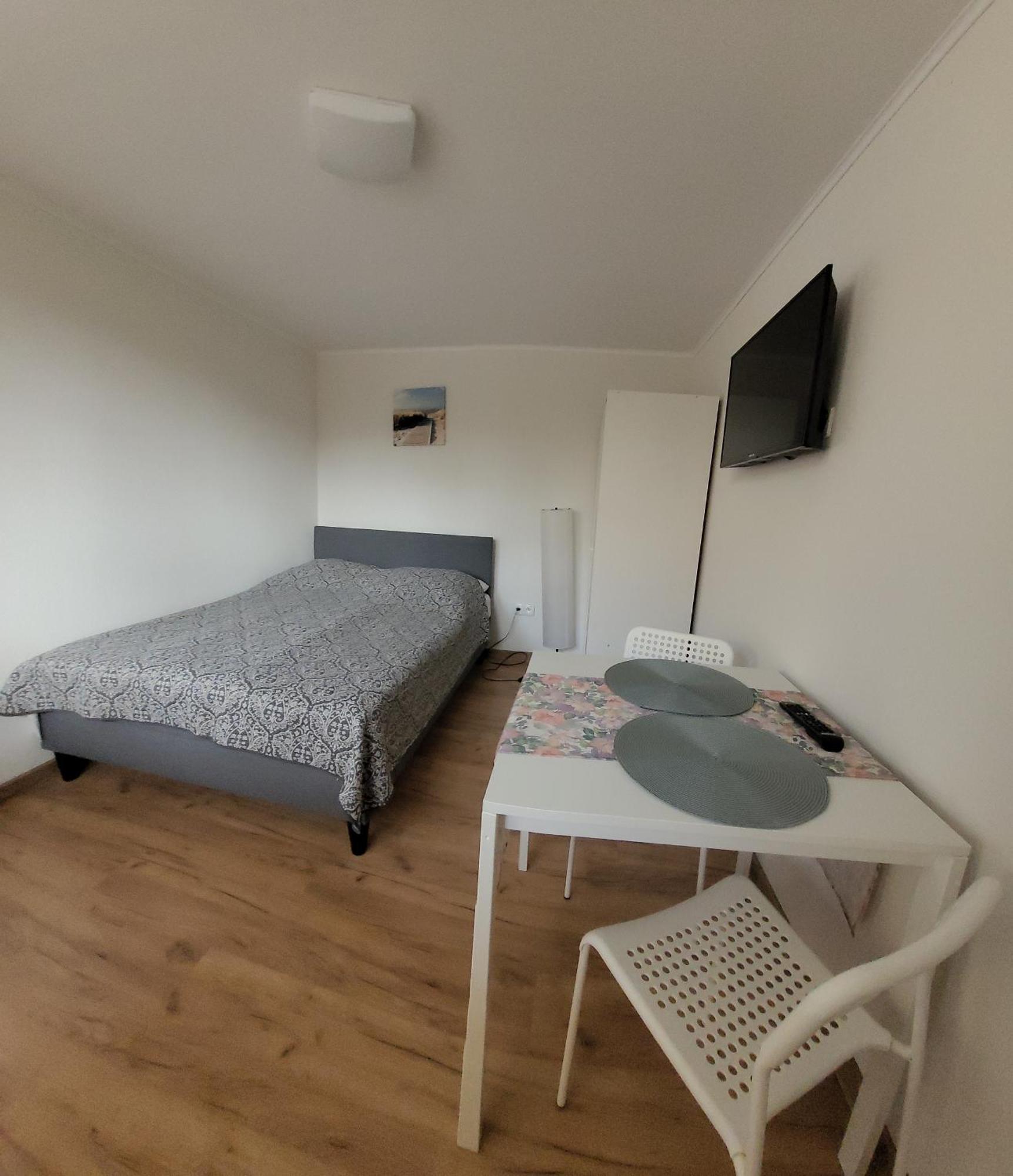 Apartamenty I Pokoje Goscinne Zosia Darłówko Exterior foto